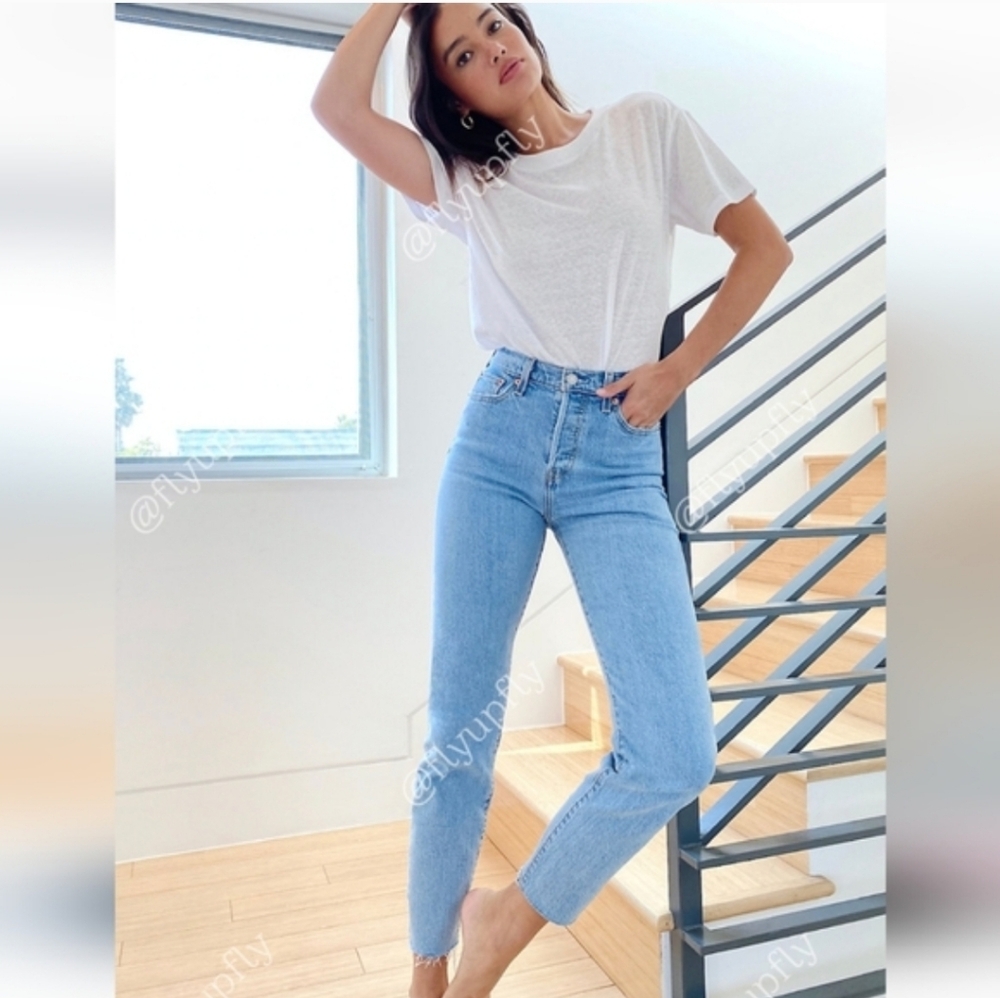 Levi's WEDGIE Premium High Rise Jeans - Picture 5 of 14